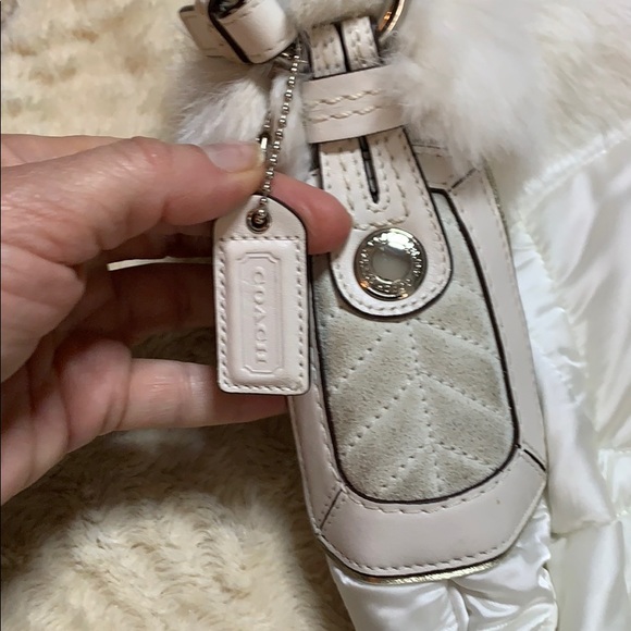 RARE Vintage Coach Rabbit Hair puffer bag - Picture 8 of 8
